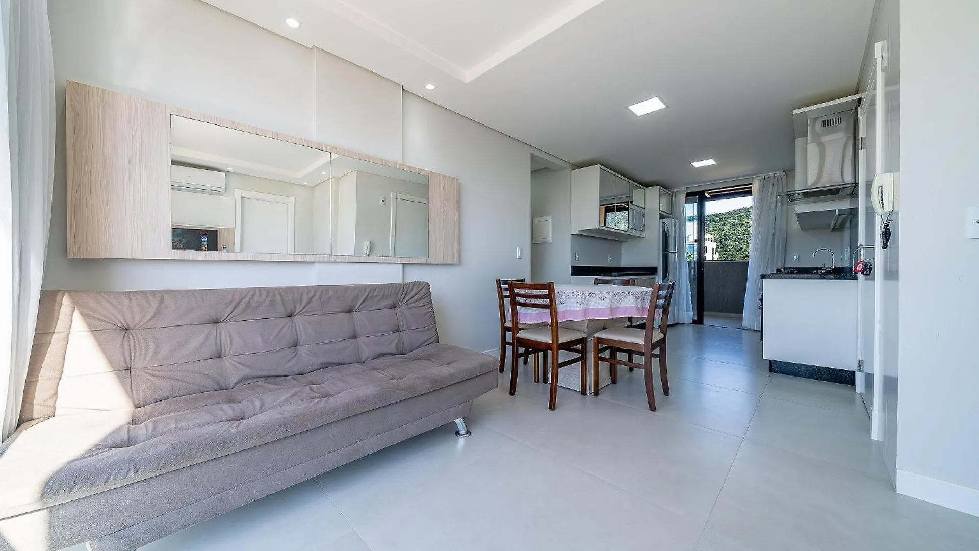 181 - Lindo Apartamento 02 Suites Em Mariscal Bombinhas Brazil